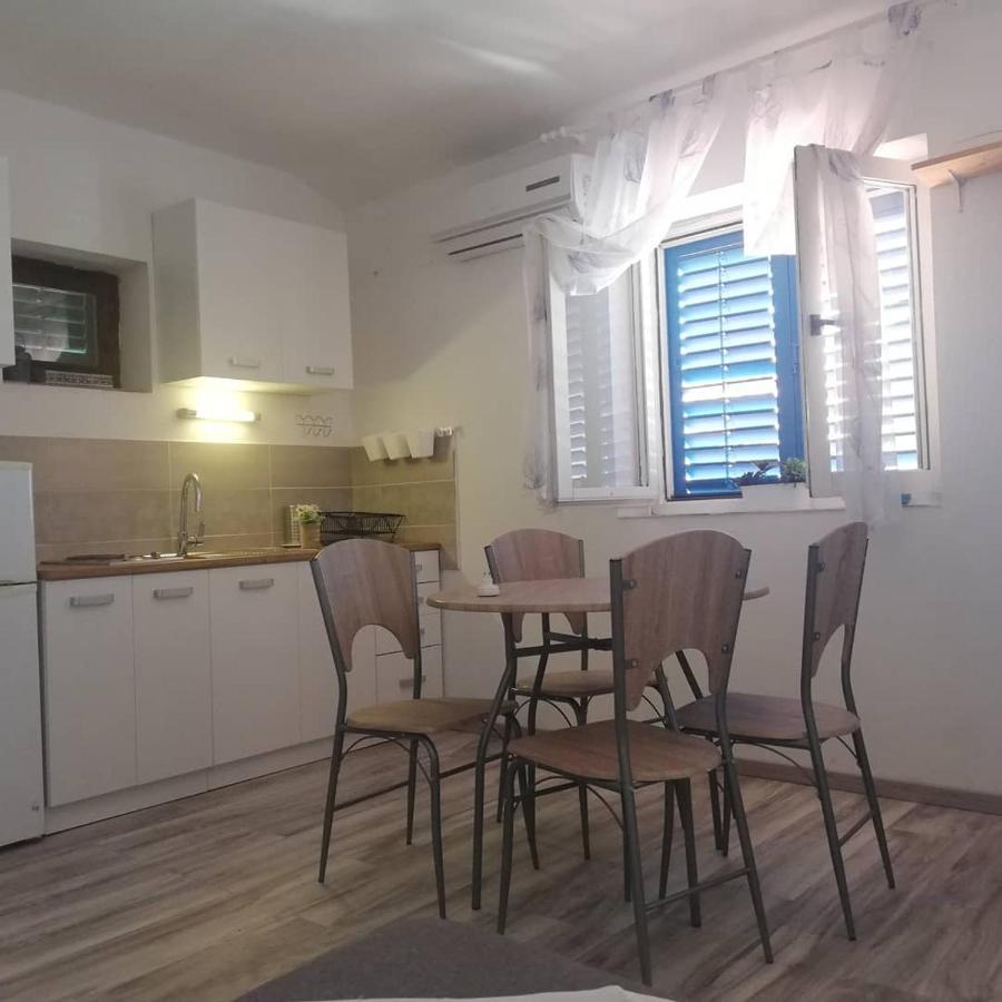 Apartments Lucija Solaris Sibenik Ngoại thất bức ảnh