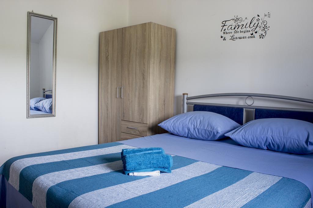 Apartments Lucija Solaris Sibenik Ngoại thất bức ảnh